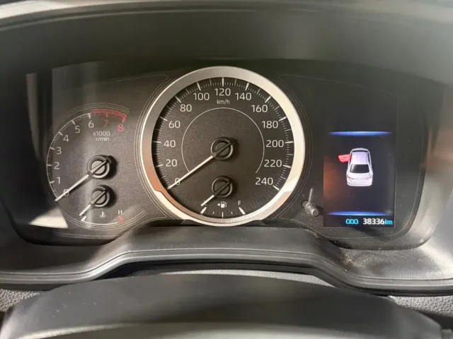 Toyota Corolla — Фото автомобиля 12