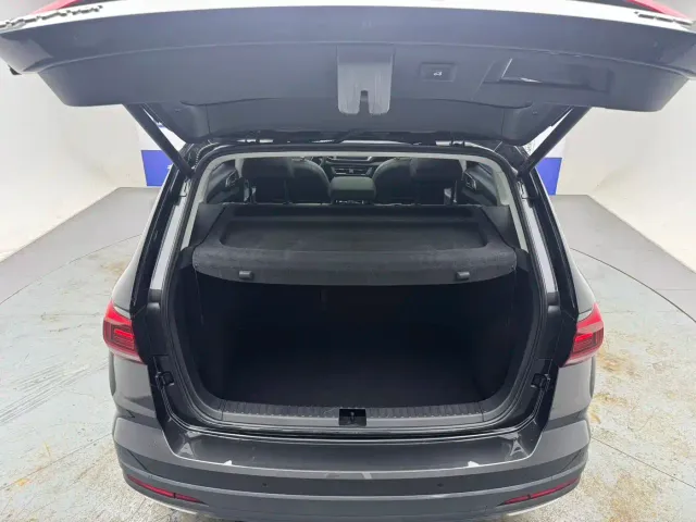 Volkswagen Tharu — Фото автомобиля 14