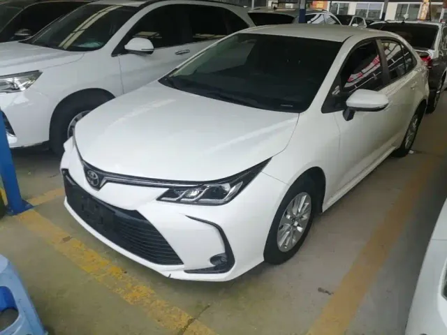 Фотография автомобиля — Toyota Corolla