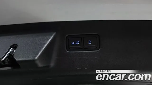 Hyundai Santafe Santa Fe (MX5) — Фото автомобиля 8