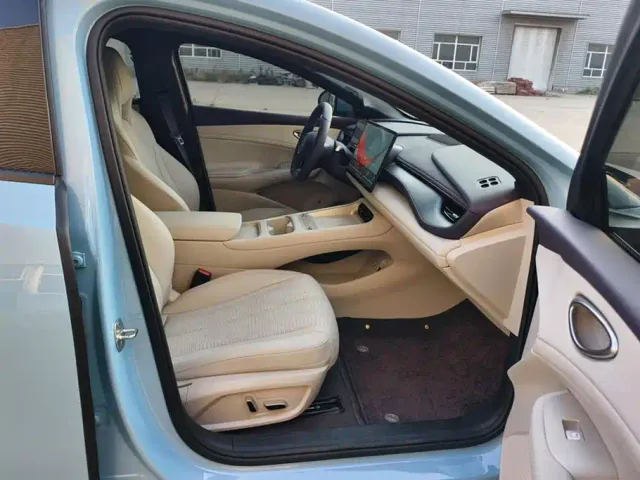 BYD Seal 06 GT — Фото автомобиля 8