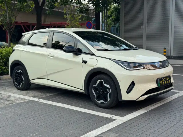 BYD Dolphin — Фото автомобиля 4