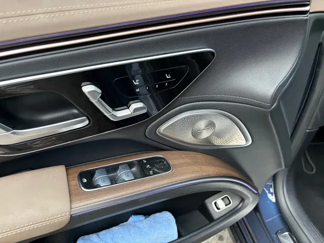 Mercedes-Benz EQS — Фото автомобиля 12