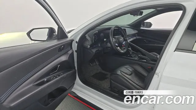 Hyundai Avante CN7 — Фото автомобиля 15