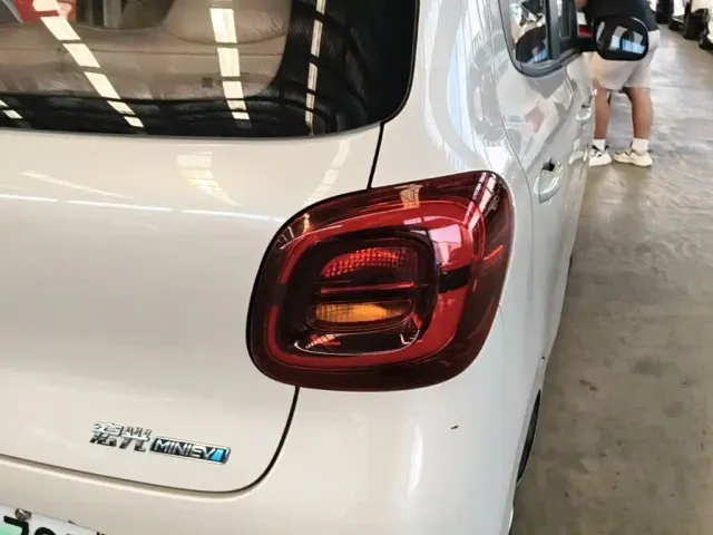 Wuling Hongguang Mini EV — Фото автомобиля 7