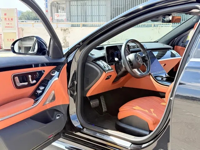 Mercedes-Benz S-Class — Фото автомобиля 4