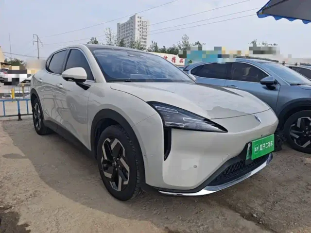 Baojun Yunhai — Фото автомобиля 3