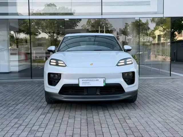 Porsche Macan EV — Фото автомобиля 5