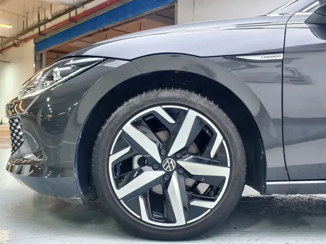 Volkswagen Lamando — Фото автомобиля 7
