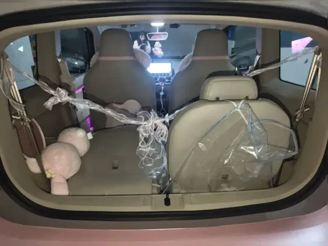 Baojun KiWi EV — Фото автомобиля 15