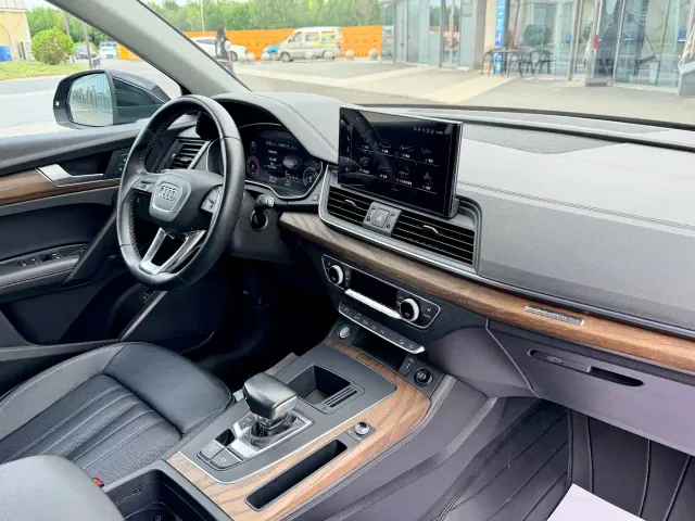 Audi Q5L — Фото автомобиля 8