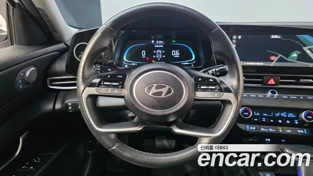 Hyundai Avante CN7 — Фото автомобиля 13