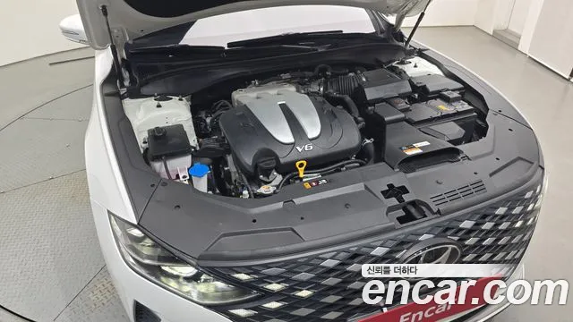 Hyundai Grandeur — Фото автомобиля 6