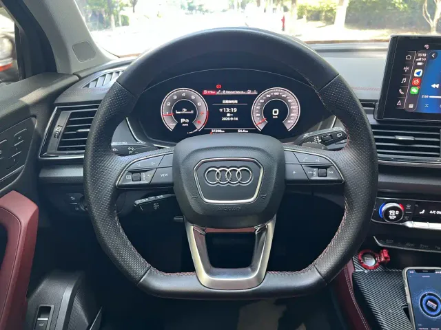 Audi Q5L — Фото автомобиля 10