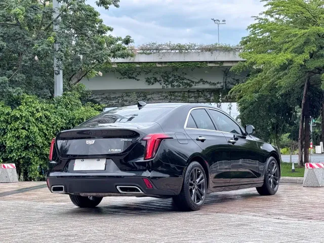 Cadillac CT4 — Фото автомобиля 6