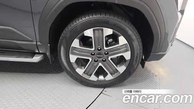 KG_Mobility_Ssangyong Musso Musso (Q300) Дизель 2.2 4WD — Фото автомобиля 21