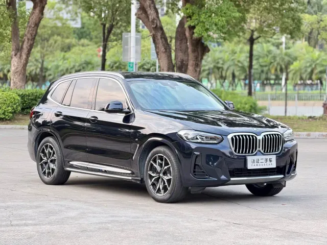 BMW X3 — Фото автомобиля 3