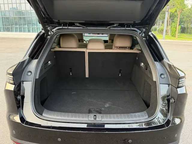 Li Auto i6 — Фото автомобиля 18