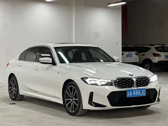 BMW 3 Series — Фото автомобиля 3