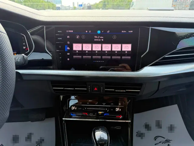 Volkswagen Passat — Фото автомобиля 9