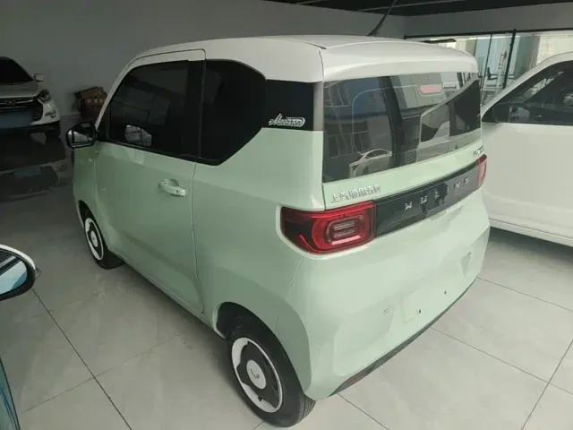 Wuling Hongguang Mini EV — Фото автомобиля 4