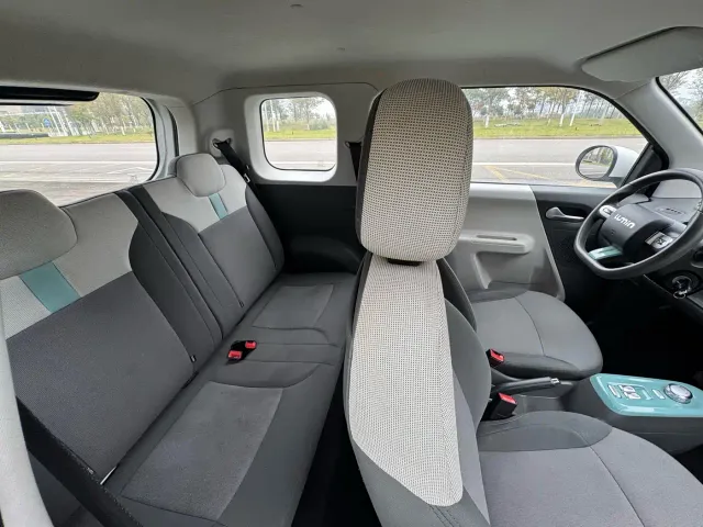Changan Lumin — Фото автомобиля 12