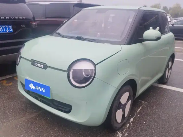 Фотография автомобиля — Changan Lumin