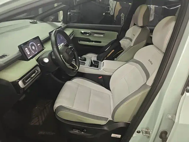 GAC Aion Y — Фото автомобиля 14