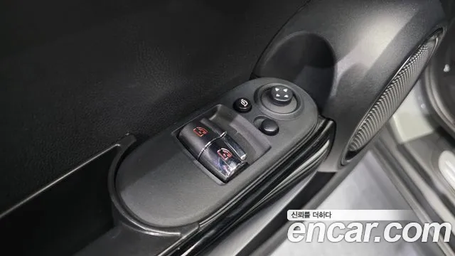 Mini Cooper Cooper Электро SE Электро — Фото автомобиля 5
