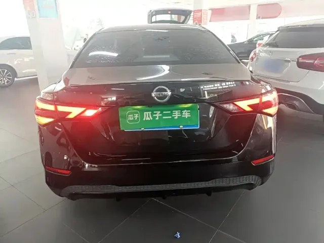 Nissan Sylphy — Фото автомобиля 5