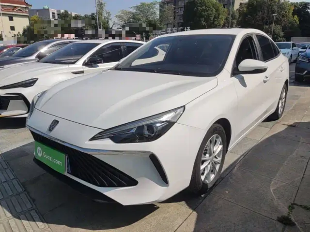 Фотография автомобиля — Roewe i5