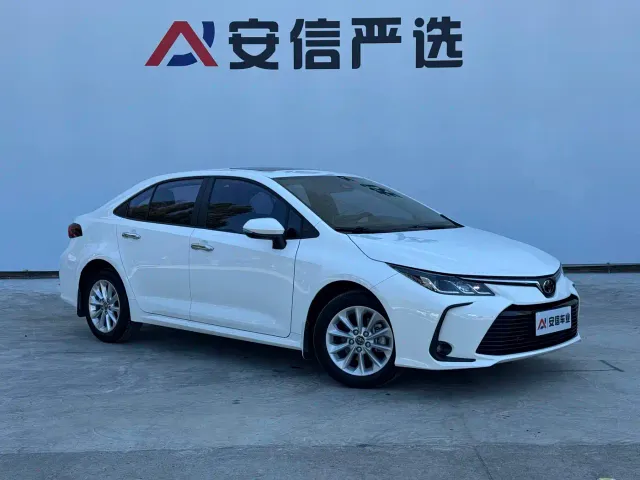 Toyota Corolla — Фото автомобиля 3