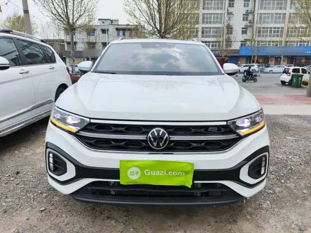 Volkswagen T-Roc — Фото автомобиля 2