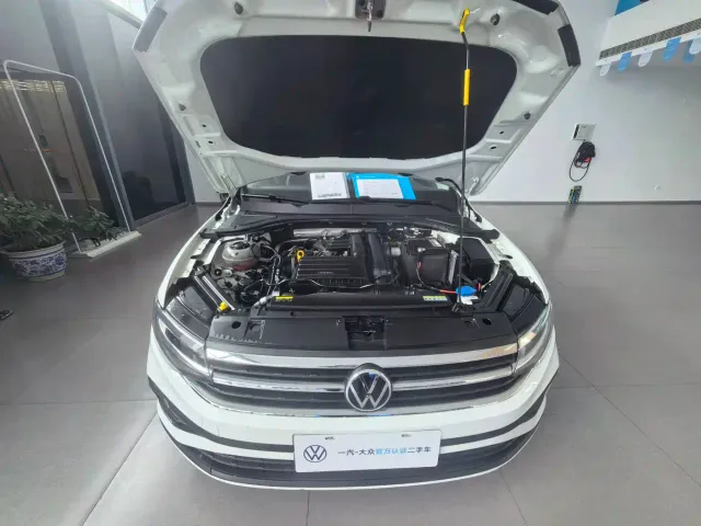 Volkswagen Bora — Фото автомобиля 11