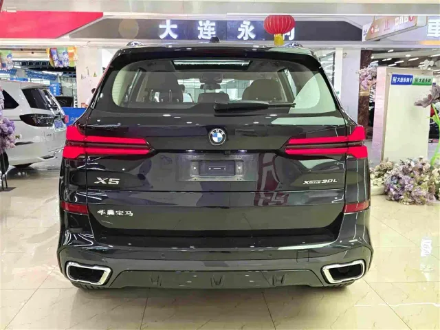 BMW X5 — Фото автомобиля 14