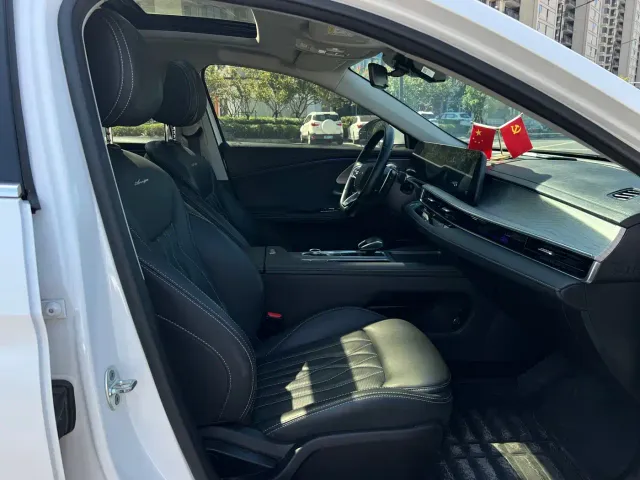 Chery Arrizo 8 — Фото автомобиля 24