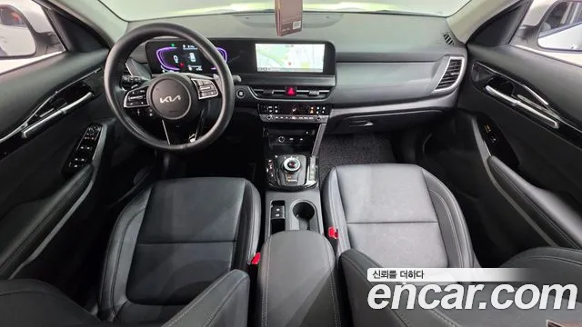 Kia Seltos Новый Seltos Бензин 1.6 турбо 2WD — Фото автомобиля 2