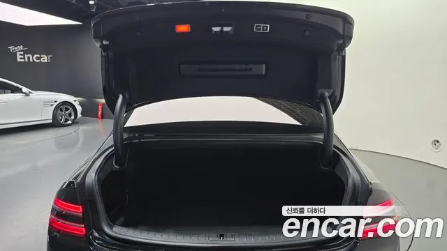 Genesis G80 RG3 — Фото автомобиля 24