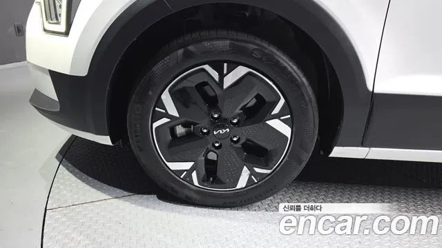 Kia Niro All Niro EV Air — Фото автомобиля 5