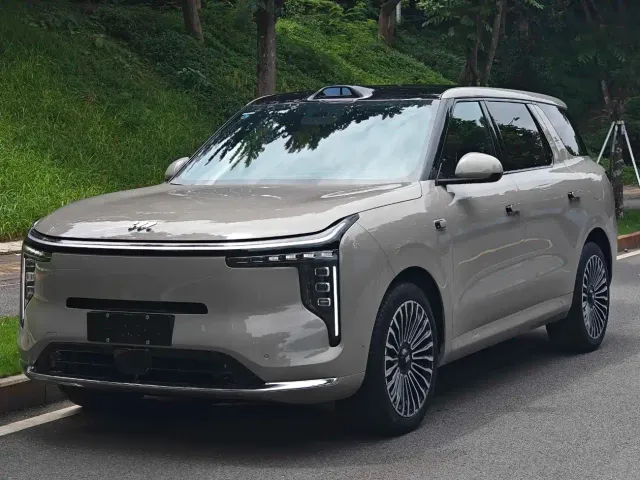 Фотография автомобиля — IM Motors LS8