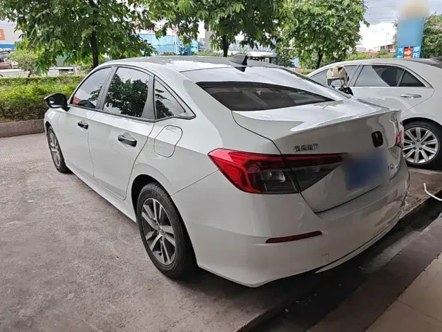 Honda Civic — Фото автомобиля 4