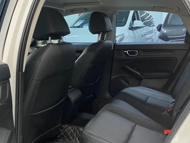 Honda Civic — Фото автомобиля 8