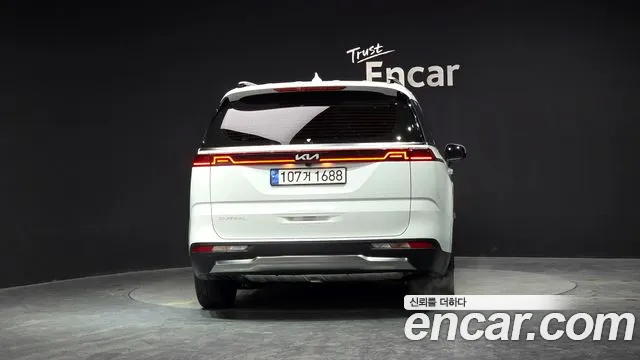 Kia Canival Carnival 4 поколение Бензин 7 мест Signature — Фото автомобиля 4