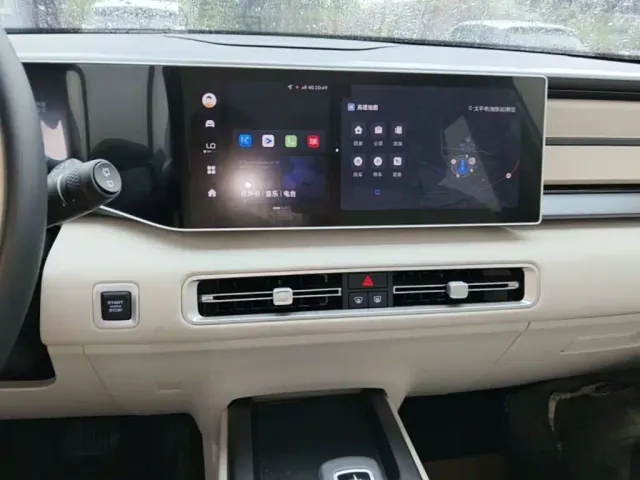 Geely ICON — Фото автомобиля 12