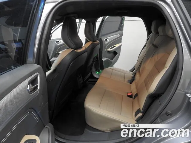 Renault Korea Arkana — Фото автомобиля 11
