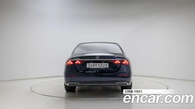 Mercedes-Benz E-Class W214 — Фото автомобиля 4