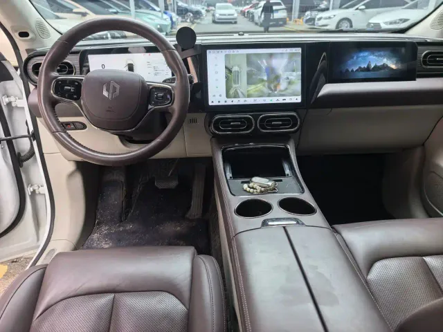 Leapmotor C11 — Фото автомобиля 6