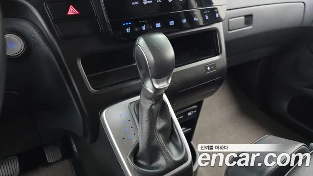 Hyundai Staria — Фото автомобиля 12