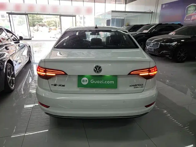 Volkswagen Sagitar — Фото автомобиля 5