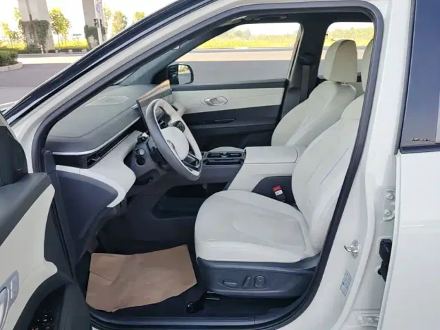 Hyundai ELEXIO — Фото автомобиля 14
